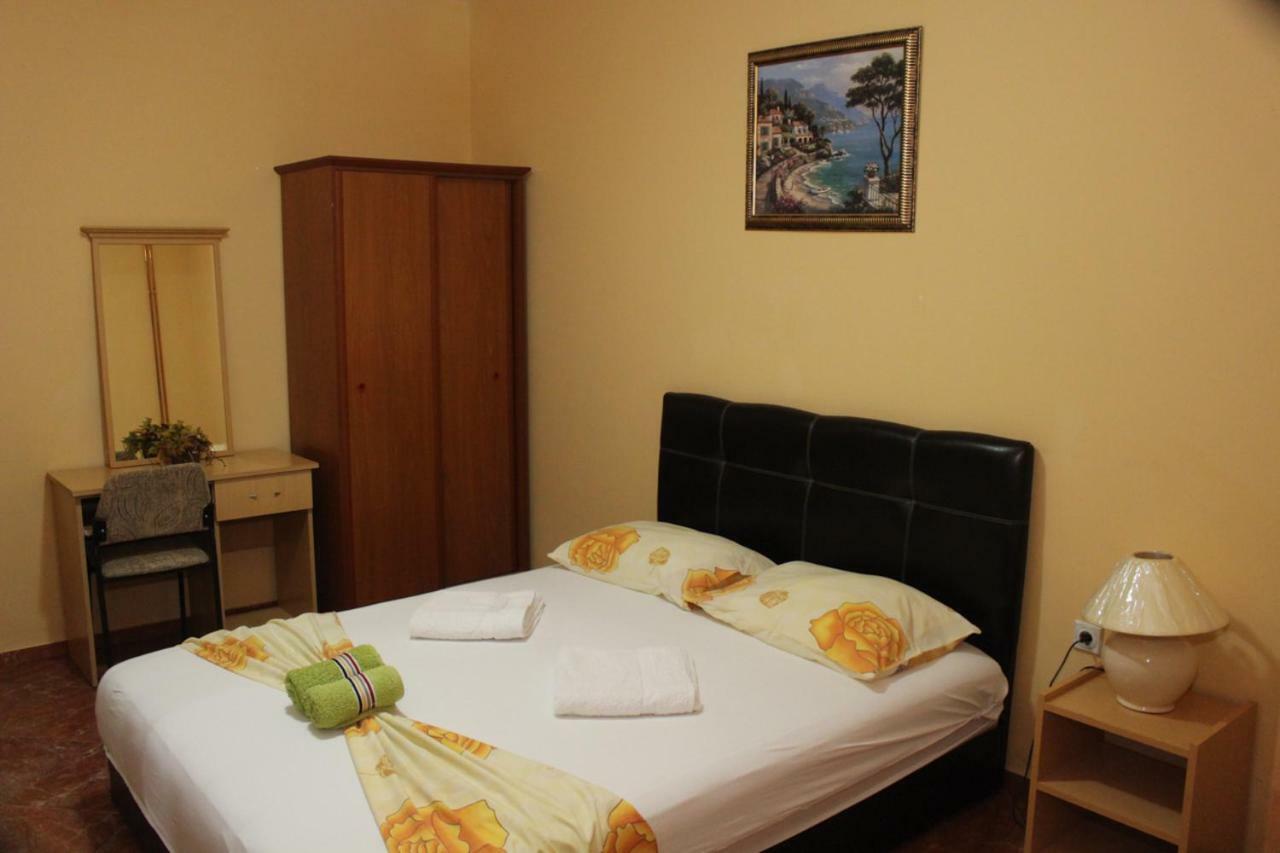 Hotel Casa Hena Ulcinj Exterior foto